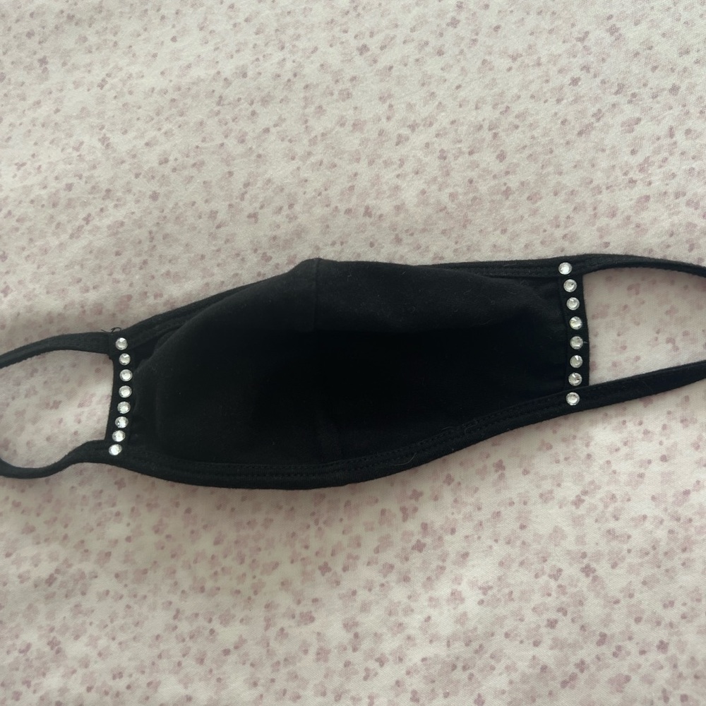 Black cotton face mask